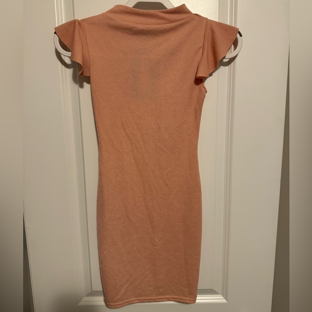 NWT PrettyLittleThing High Neck Cap Sleeve Bodycon Dress